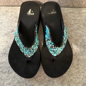 Corkys Black and Turquoise size 8 Blue Beaded Embellished Sandals